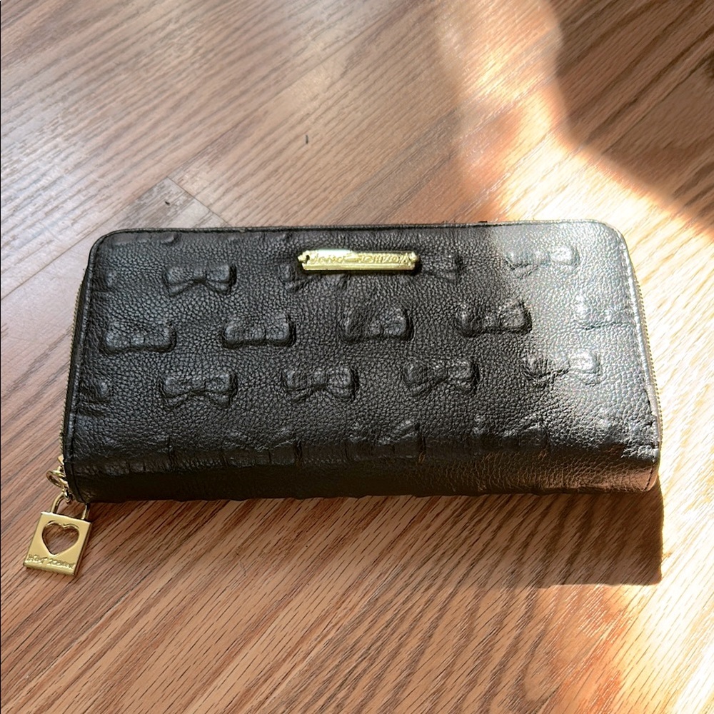Black Betsey Johnson Women's Wallet